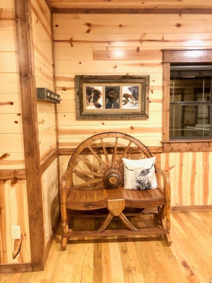 Stone Mountain Lodge 5000Sqft 6 Bed Game Room Pool Table Hot Tub 布罗肯鲍 外观 照片