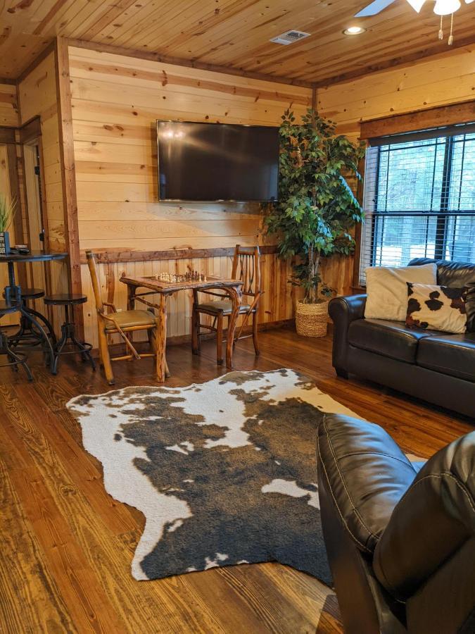 Stone Mountain Lodge 5000Sqft 6 Bed Game Room Pool Table Hot Tub 布罗肯鲍 外观 照片