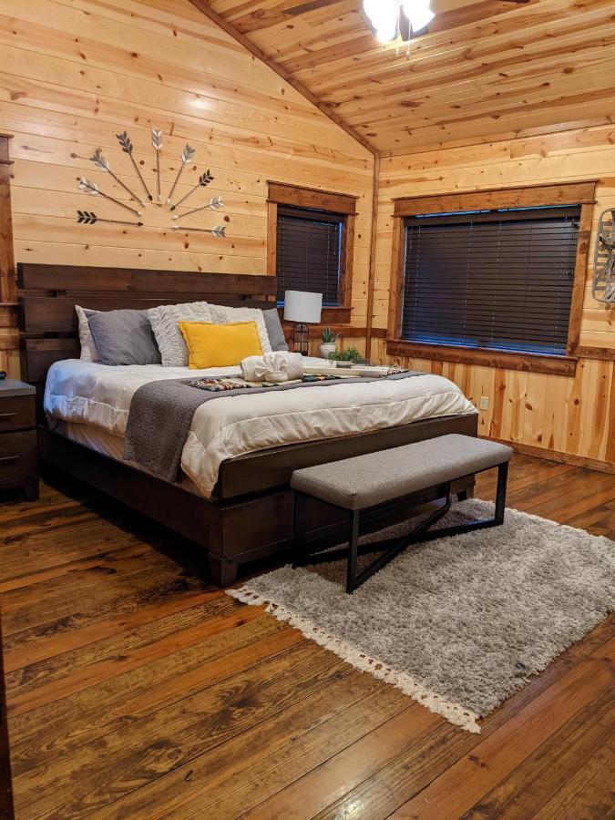Stone Mountain Lodge 5000Sqft 6 Bed Game Room Pool Table Hot Tub 布罗肯鲍 外观 照片